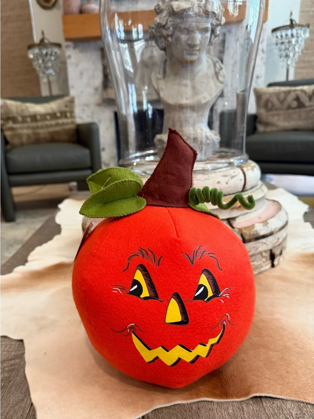 Brand NWT Annalee Jack-O'-Lantern Pumpkin Decor - Bright Orange with Green Leave